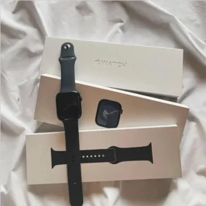 Apple Logo Watch Series 9 - Image 2